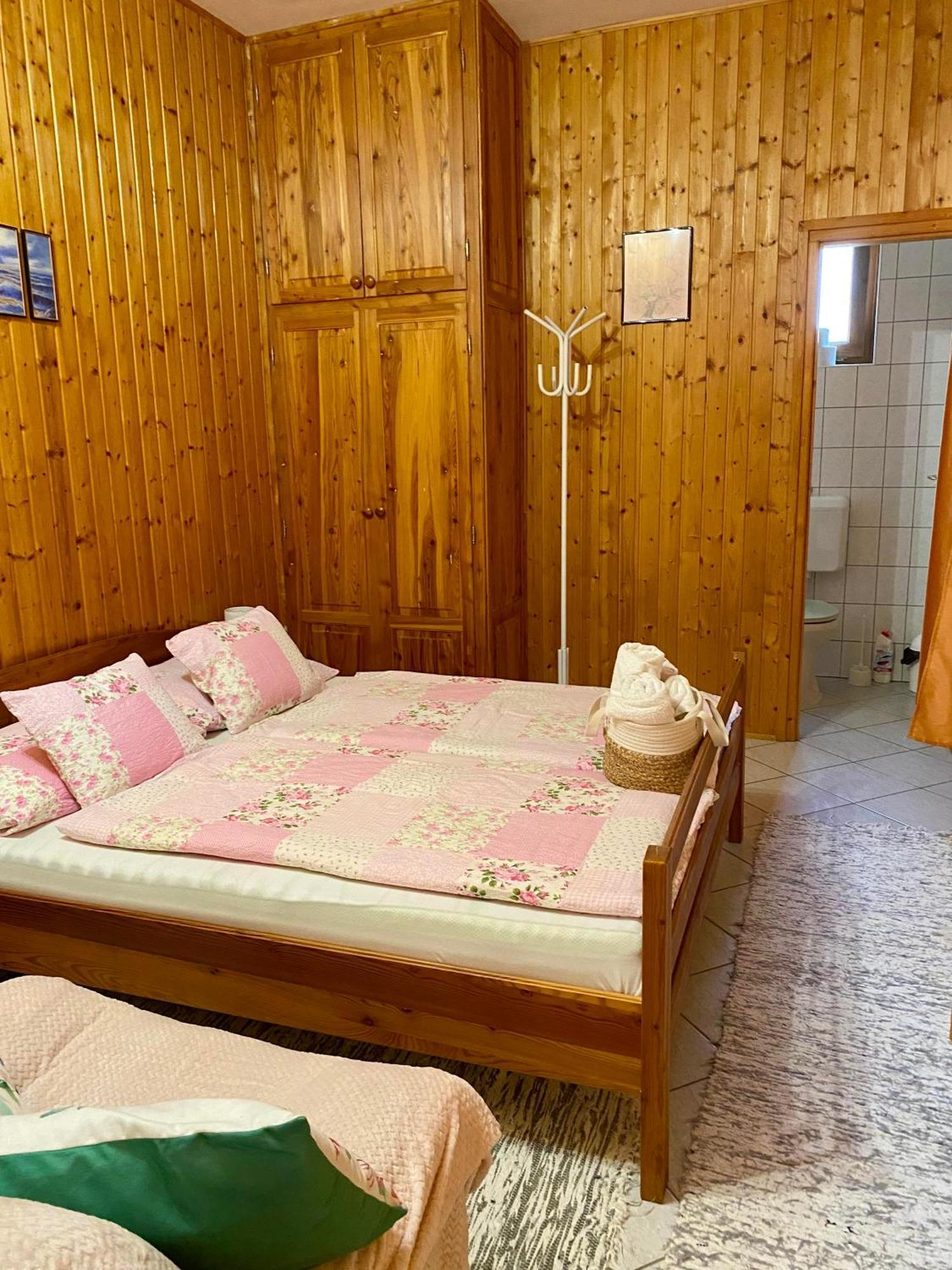 Katalin App. Zalagyoengye Lägenhet Zalakaros Exteriör bild