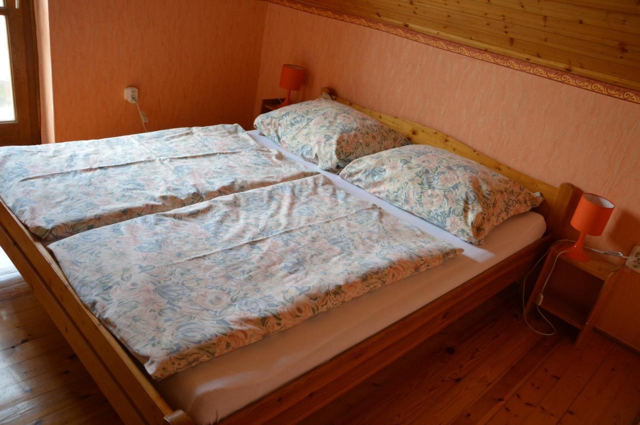 Katalin App. Zalagyoengye Lägenhet Zalakaros Exteriör bild